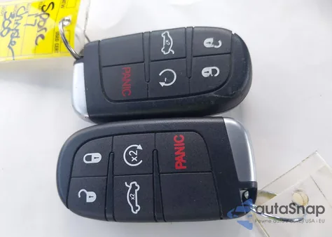 2017 Chrysler 300 300S Awd z USA, uszkodzony, nr VIN 2C3CCAGG0HH567950